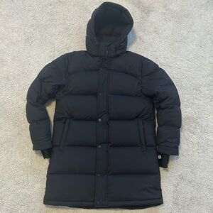 Aritzia Super Puff Mid